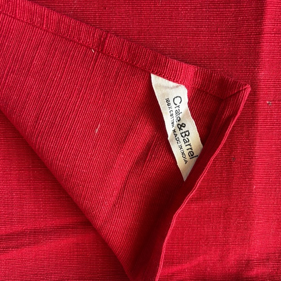 NWOT Crate and Barrel Heavy 100% Cotton Red Placemats Set of 4 - Picture 3 of 3